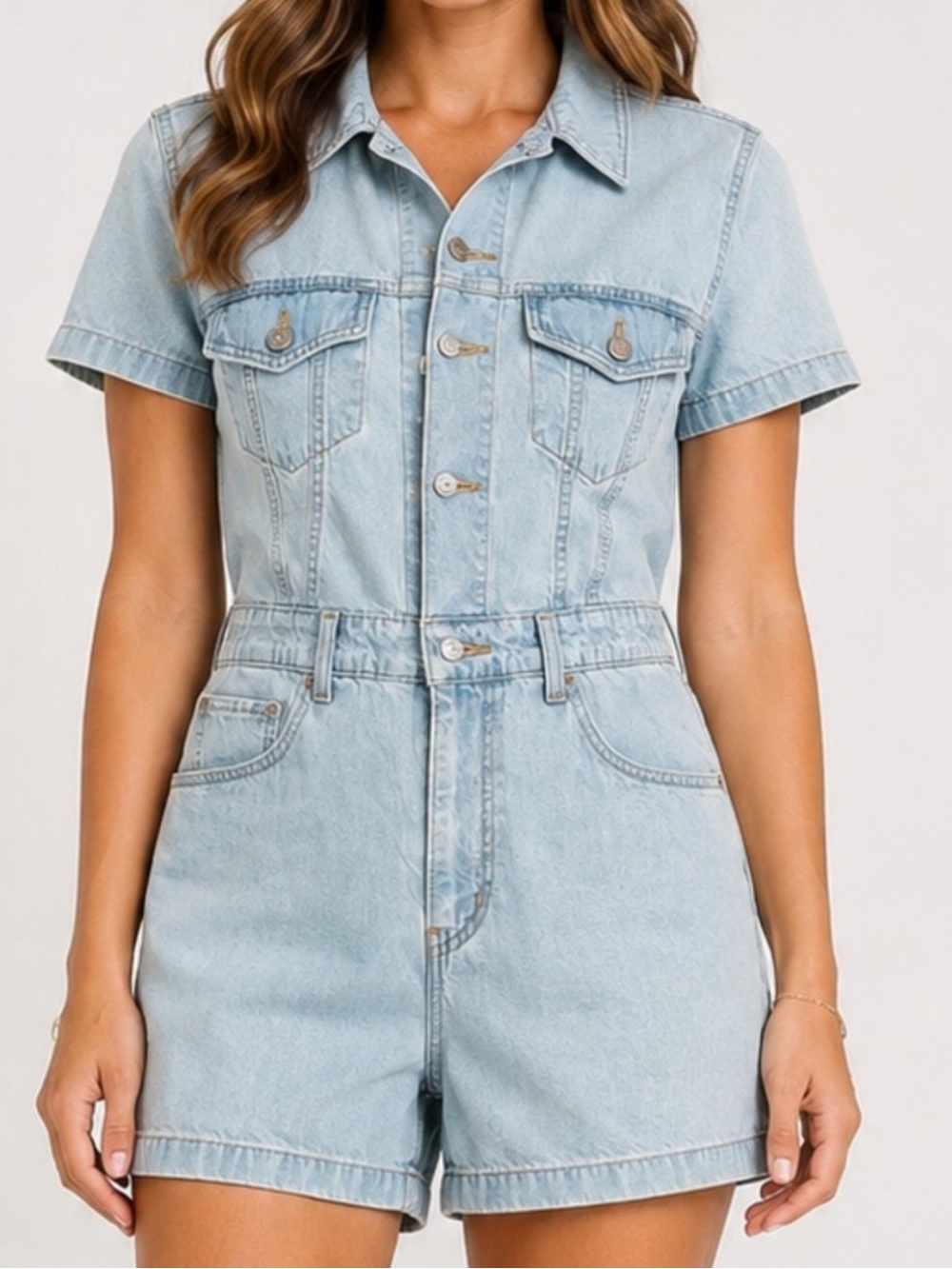 Levi’s NWT XL NWT Light Wash short sleeve Pockets button Denim Shorts Romper